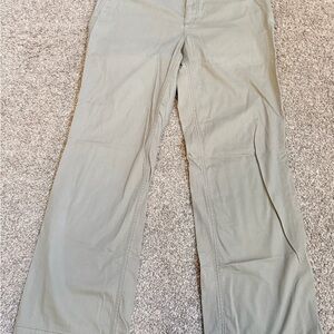 Eddie Bauer Ladies Stretch Khaki Pants Sz 10 Great Condition